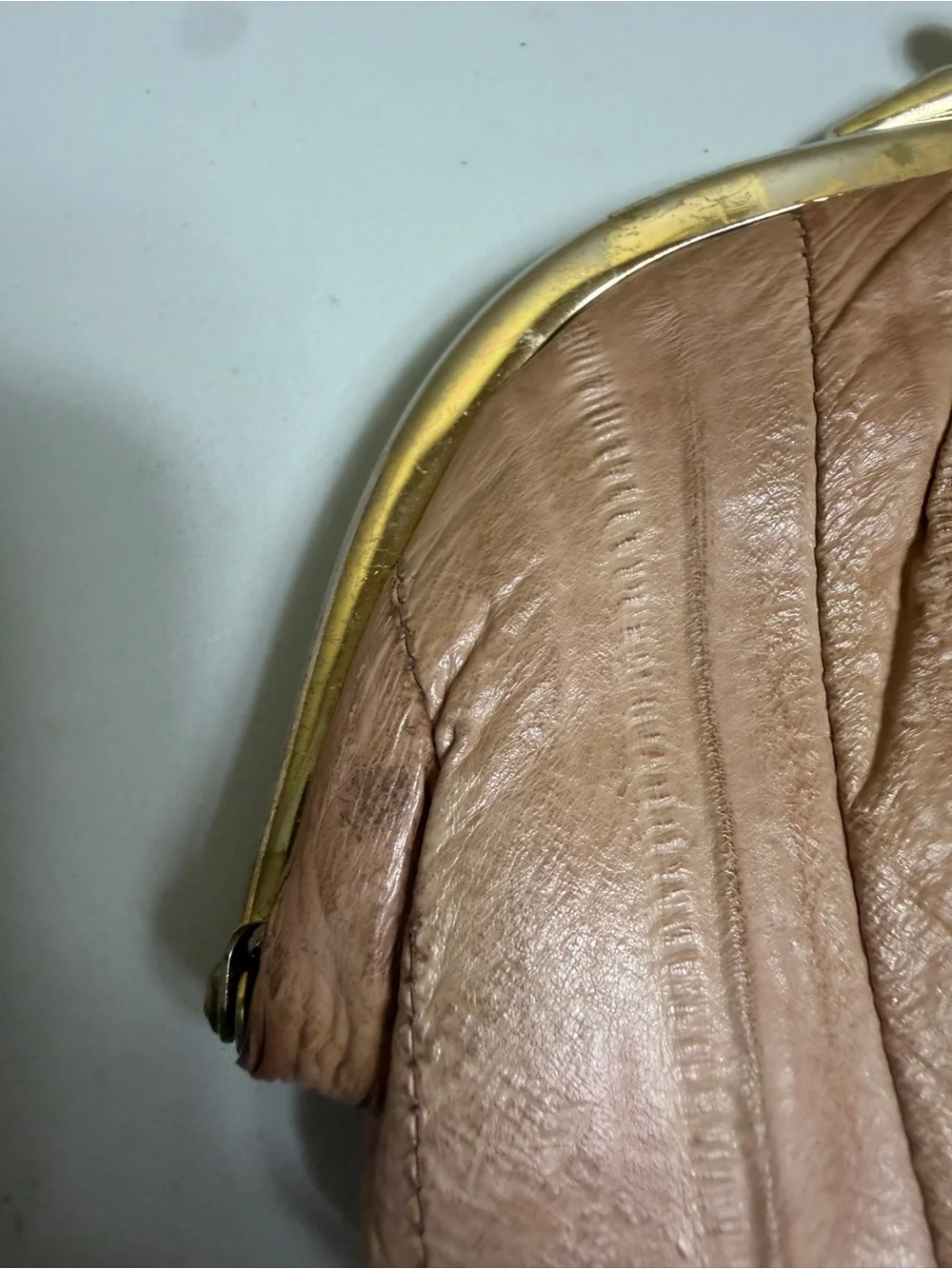 Vintage tan pink Eelskin Kiss-Lock Coin Purse – Made in Korea